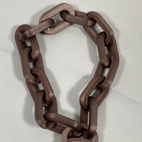 Elf on the Shelf 67 Hype Chain Christmas Decor Six Seven New Bronze w/Gift Box - Picture 4 of 10